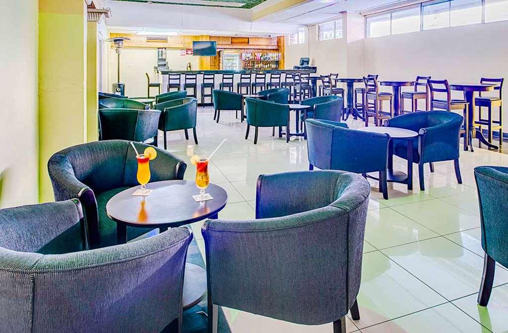 New Ambassador Hotel Harare Amenities photo